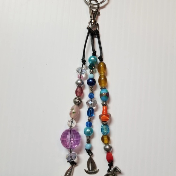 BUNDLE: Beadful Artisan Handmade Vintage Keychains/Keyrings (Multiple Styles) - Picture 6 of 7